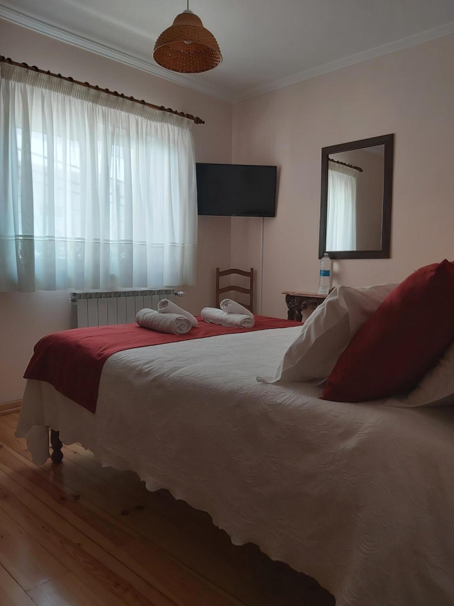 Encosta Da Serra Sabugueiro  Phòng bức ảnh